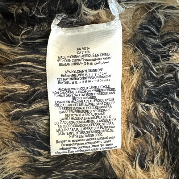 BCBG MAX AZARIA “Catherine” faux fur coat, size XS - Picture 13 of 13